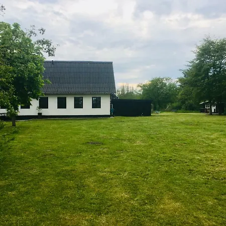 7 Bedrooms Horse Farm Near Skagen Gospodarstwo agroturystyczne *